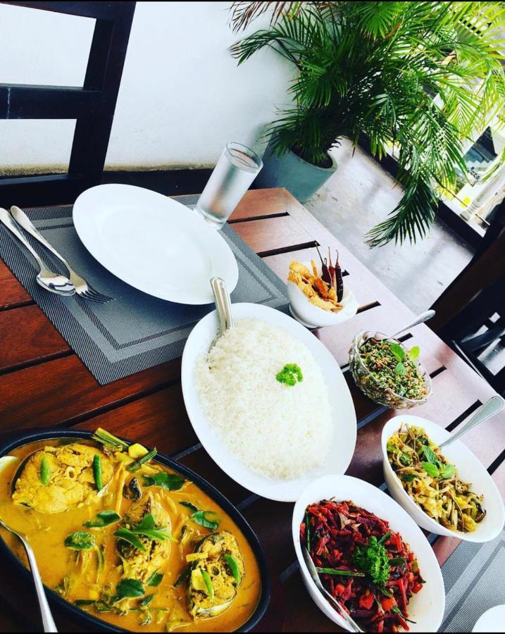 Sea Beach Resort Negombo Bagian luar foto