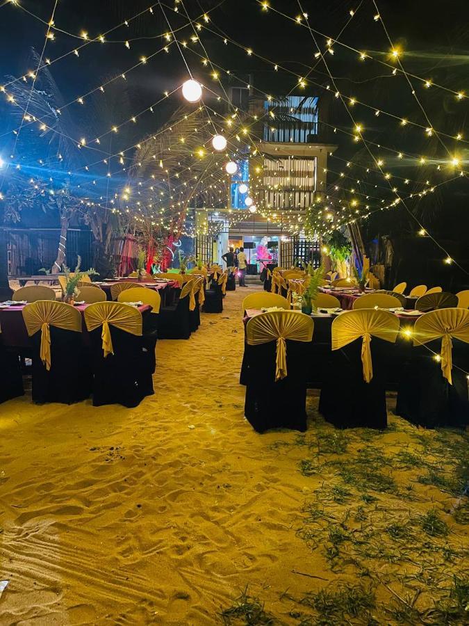 Sea Beach Resort Negombo Bagian luar foto